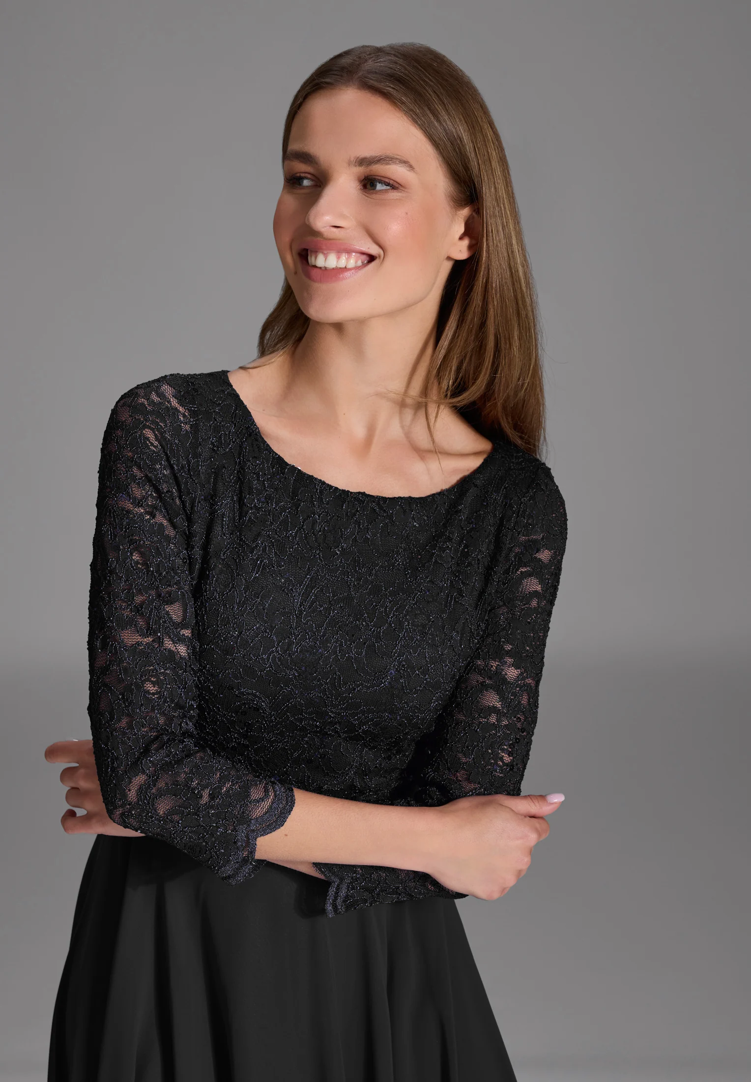 Abendkleid Midi mit Oberteil aus floraler Spitze und Chiffon Rock - Image 3