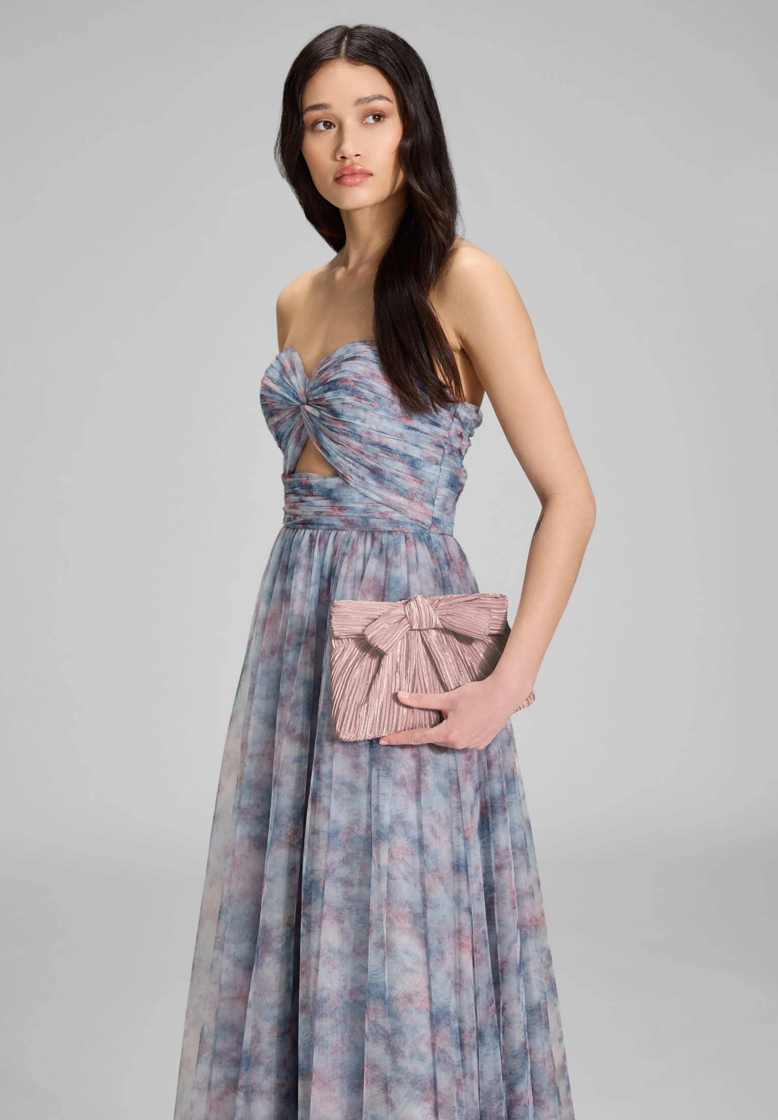 Abendtasche mit Schleifenapplikation - Image 14