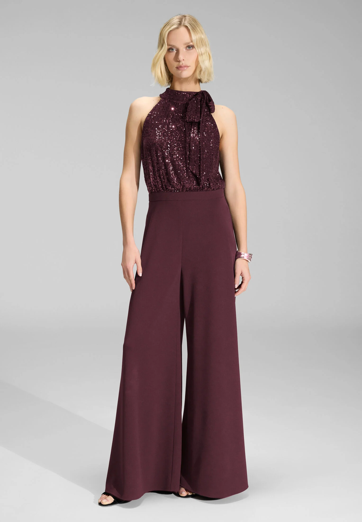 Ärmelloser Jumpsuit mit Schluppenblusen Top aus elastischer Paillette - Image 7