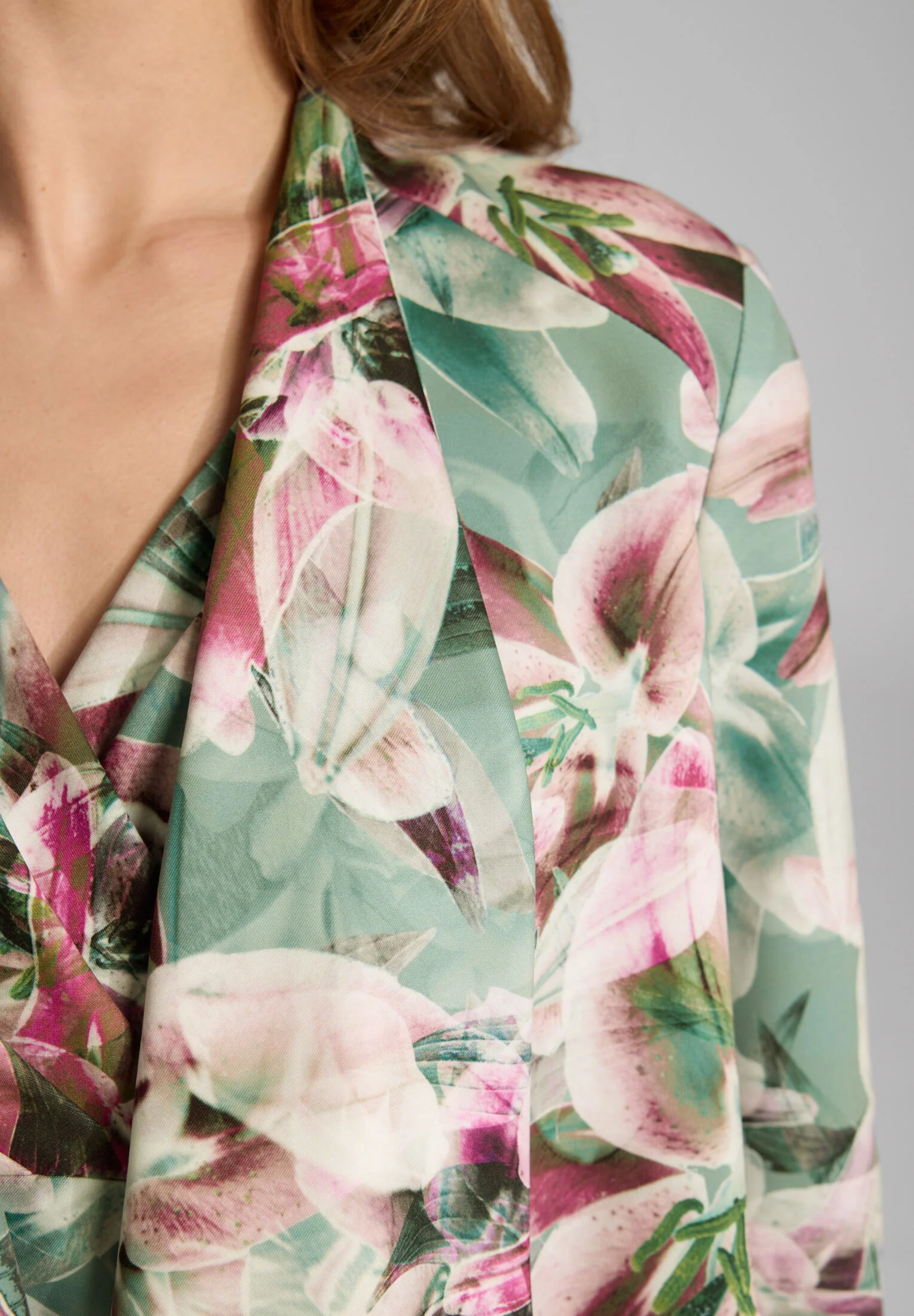 Bedruckter Scuba Blazer mit Wasserfall Kante - Image 10