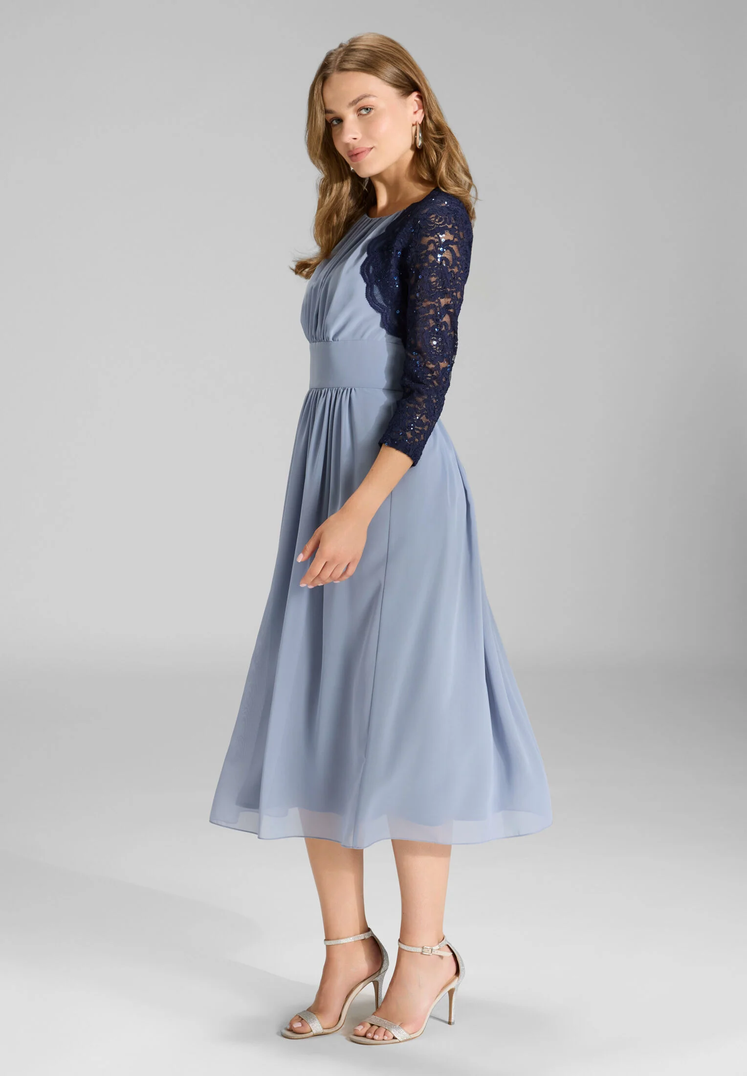 Bolero aus Spitze mit Bogenkante - Image 5