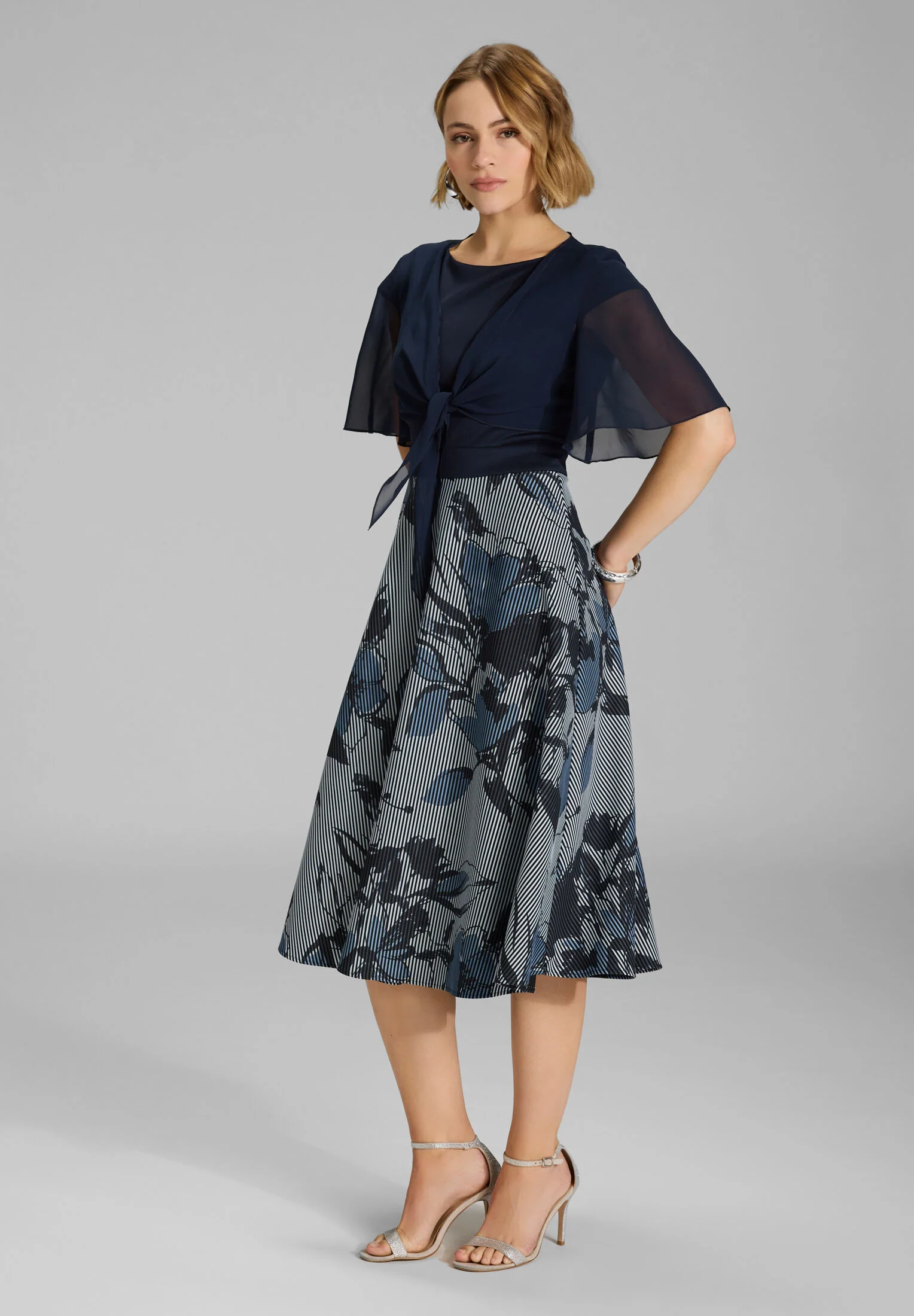 Chiffon Bolero zum Knoten - Image 5