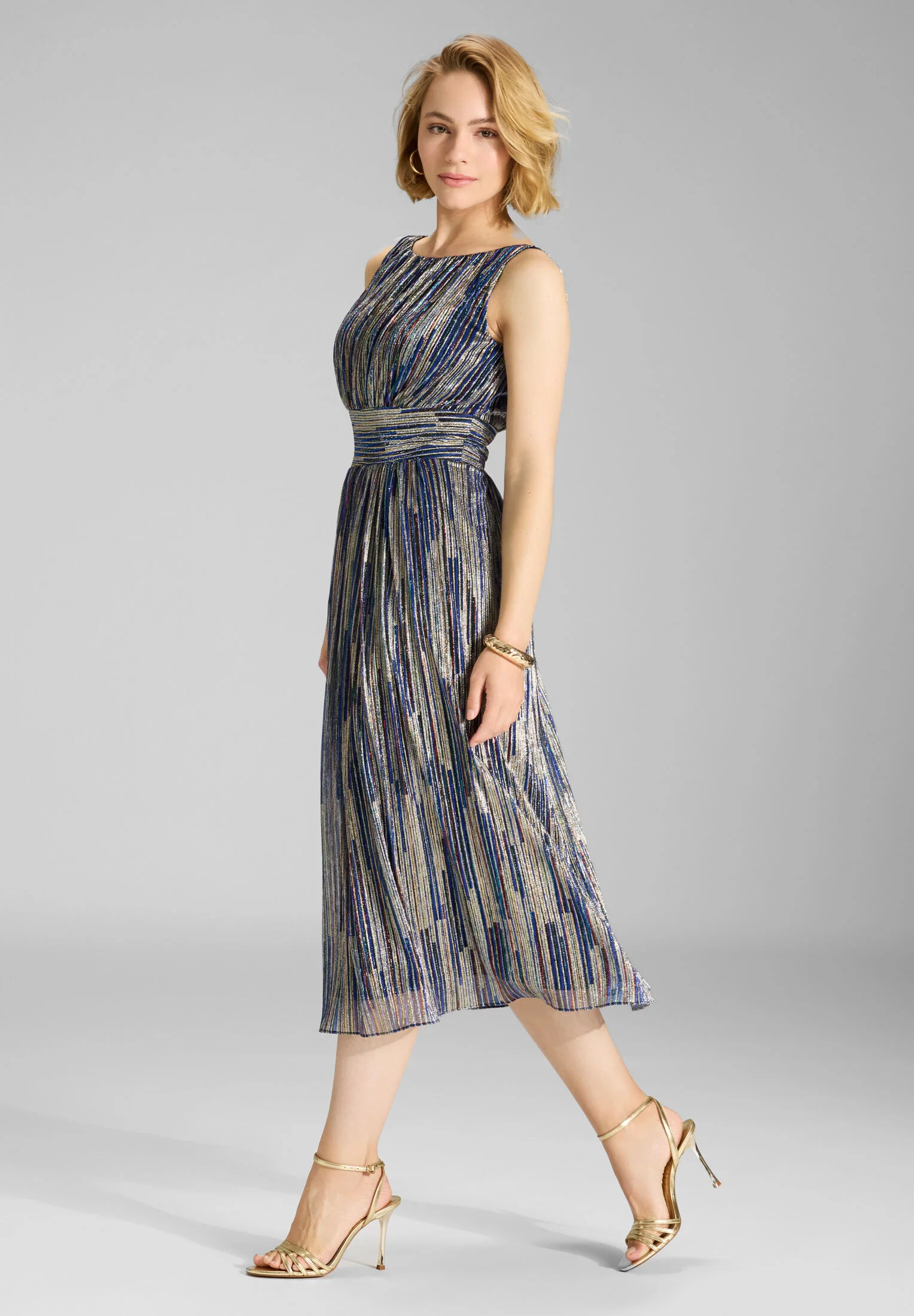 Cocktailkleid aus Plissee - Image 5