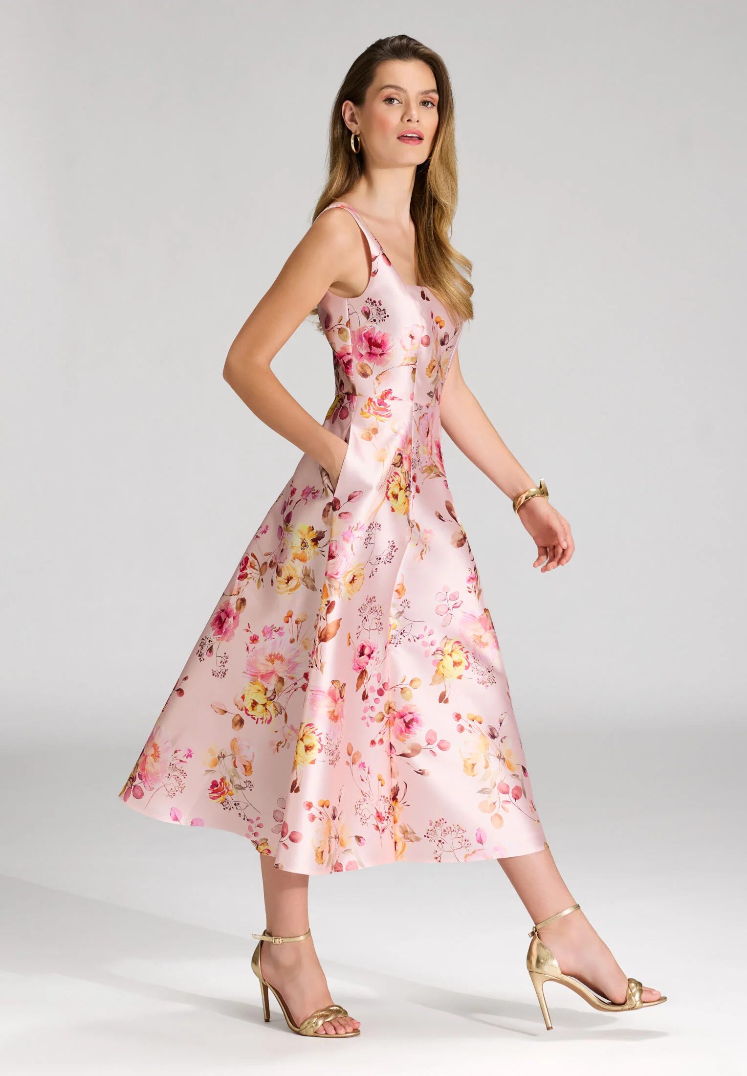Cocktailkleid mit Karree-Ausschnitt aus floral bedrucktem Twill - Image 5