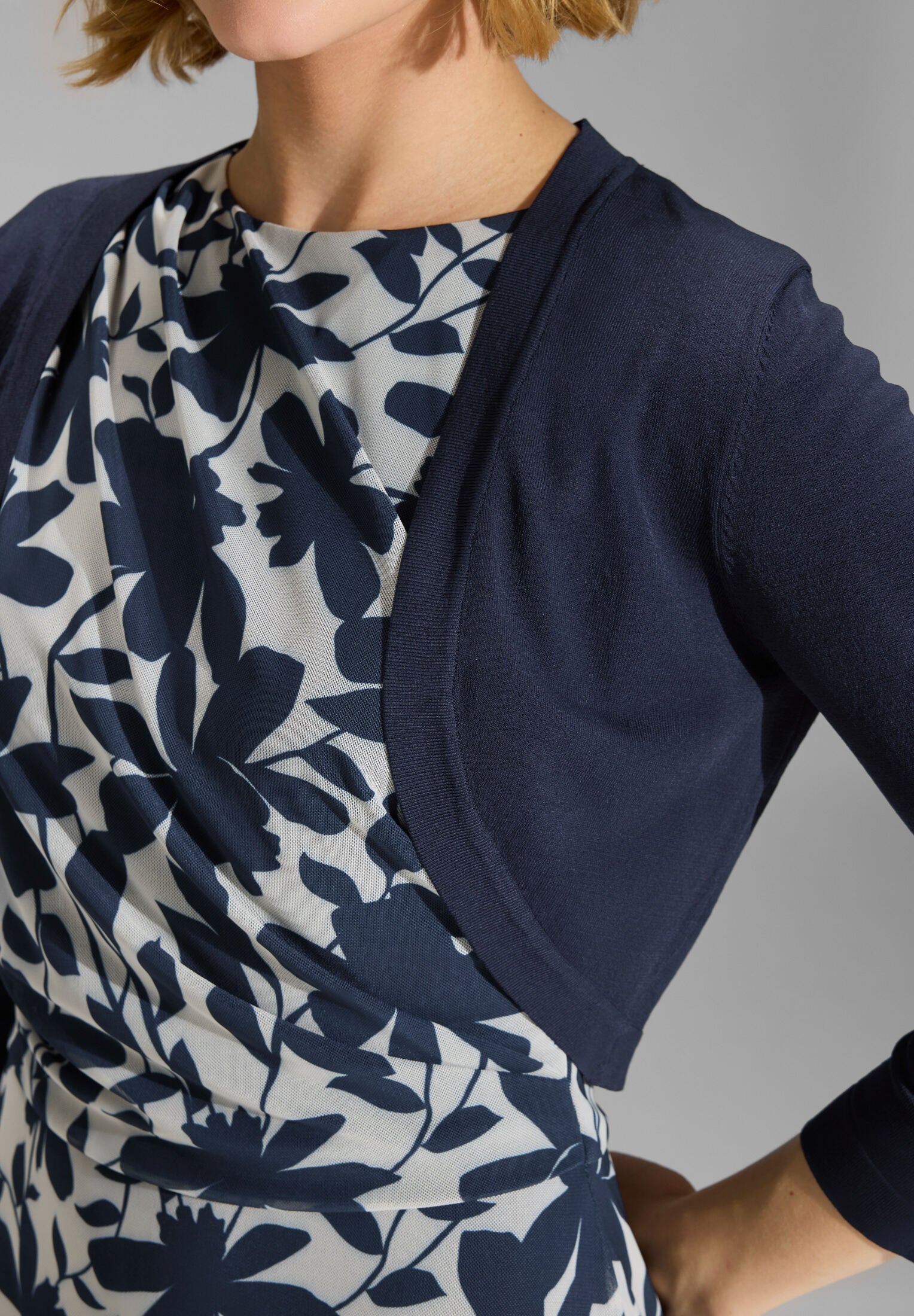 Cropped Bolero mit 3/4 Arm - Image 10