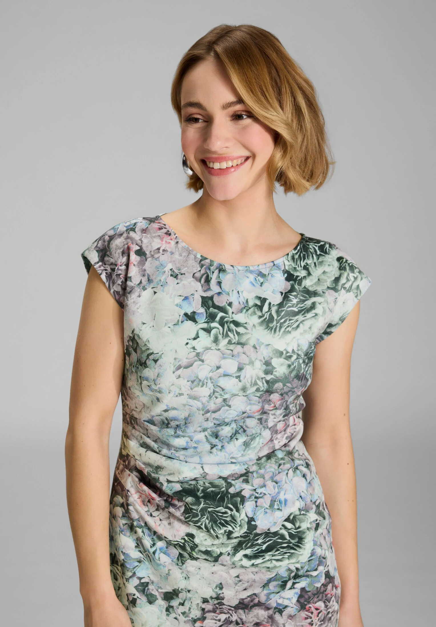 Etui Kleid aus floral bedrucktem Scuba mit Drapierung - Image 3