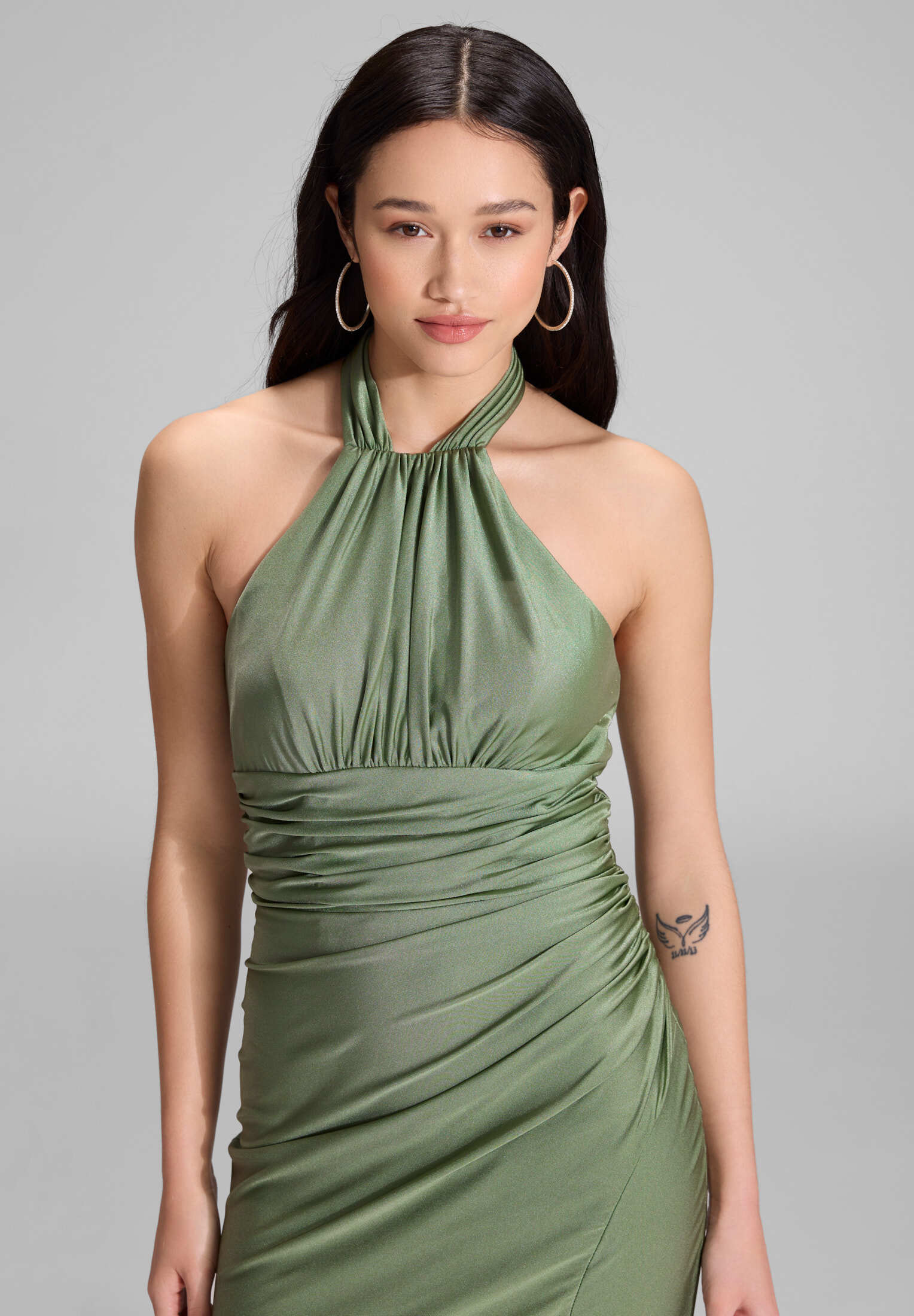 Figurbetontes Neckholder-Kleid aus Jersey - Image 9