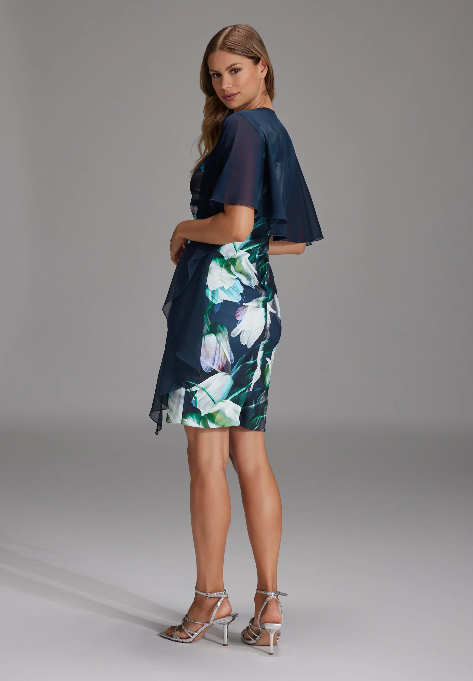 Formstola aus Chiffon - Image 8