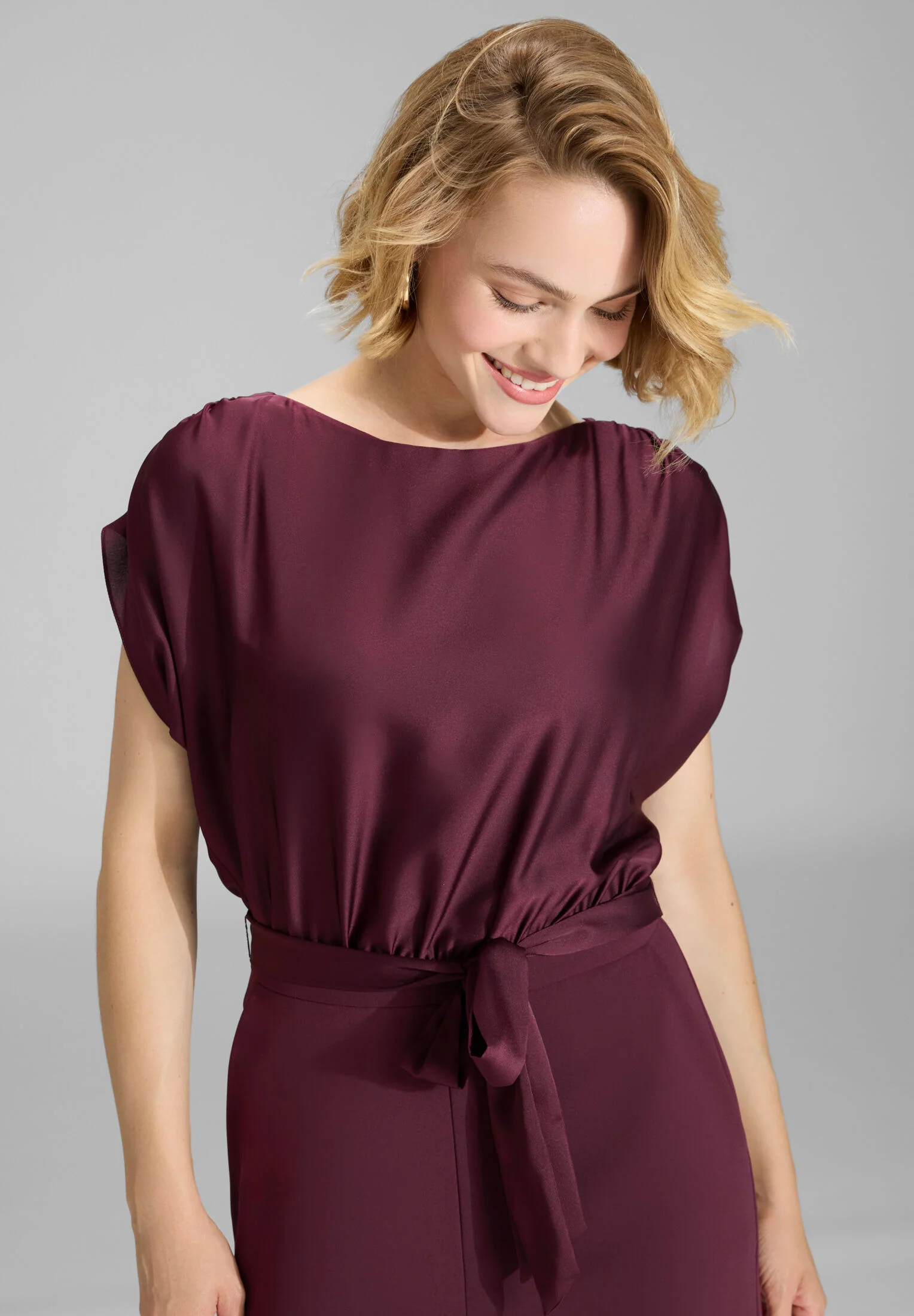 Jumpsuit aus Material-Mix - Image 21