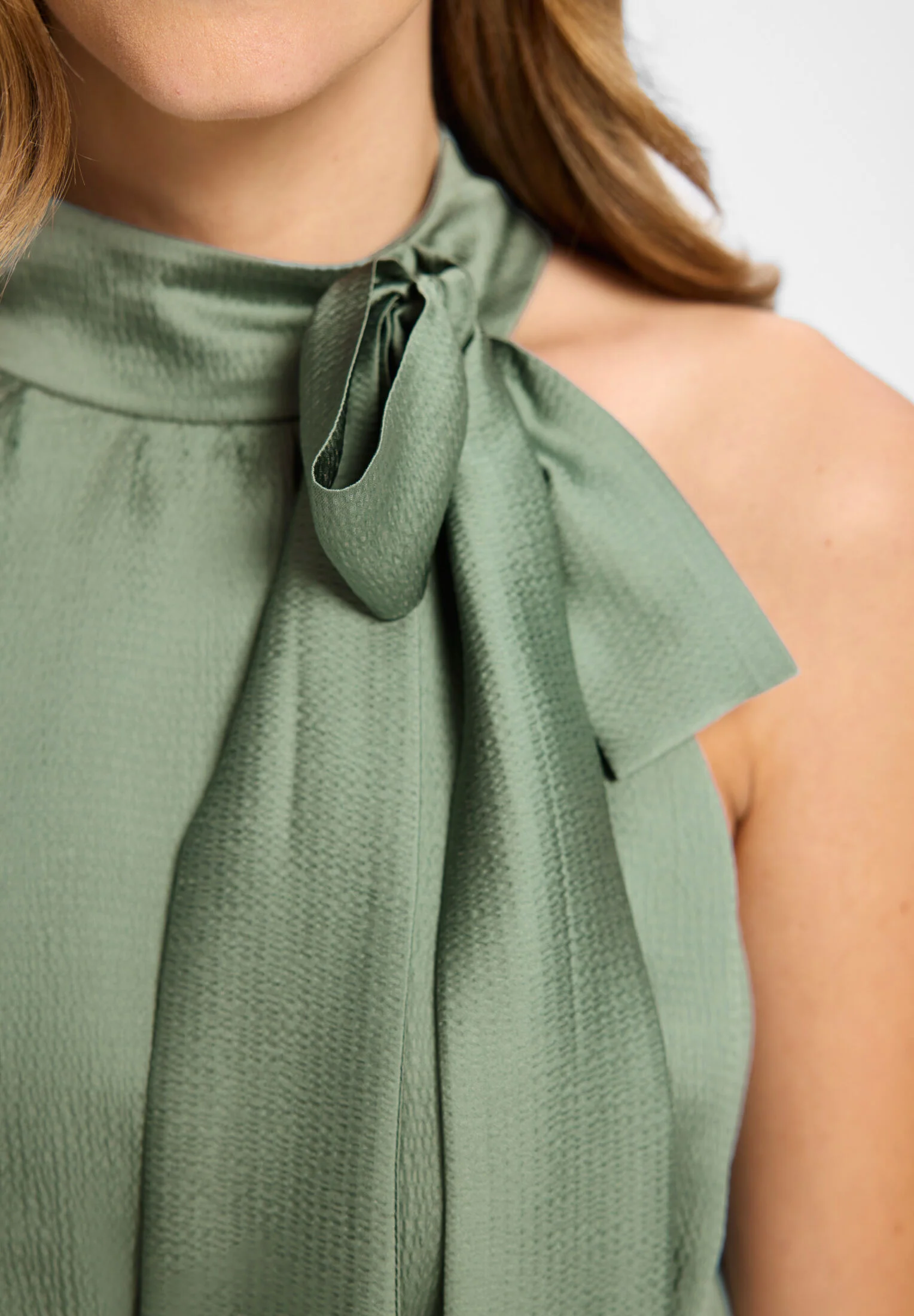 Jumpsuit mit Schluppe aus Satin - Image 40