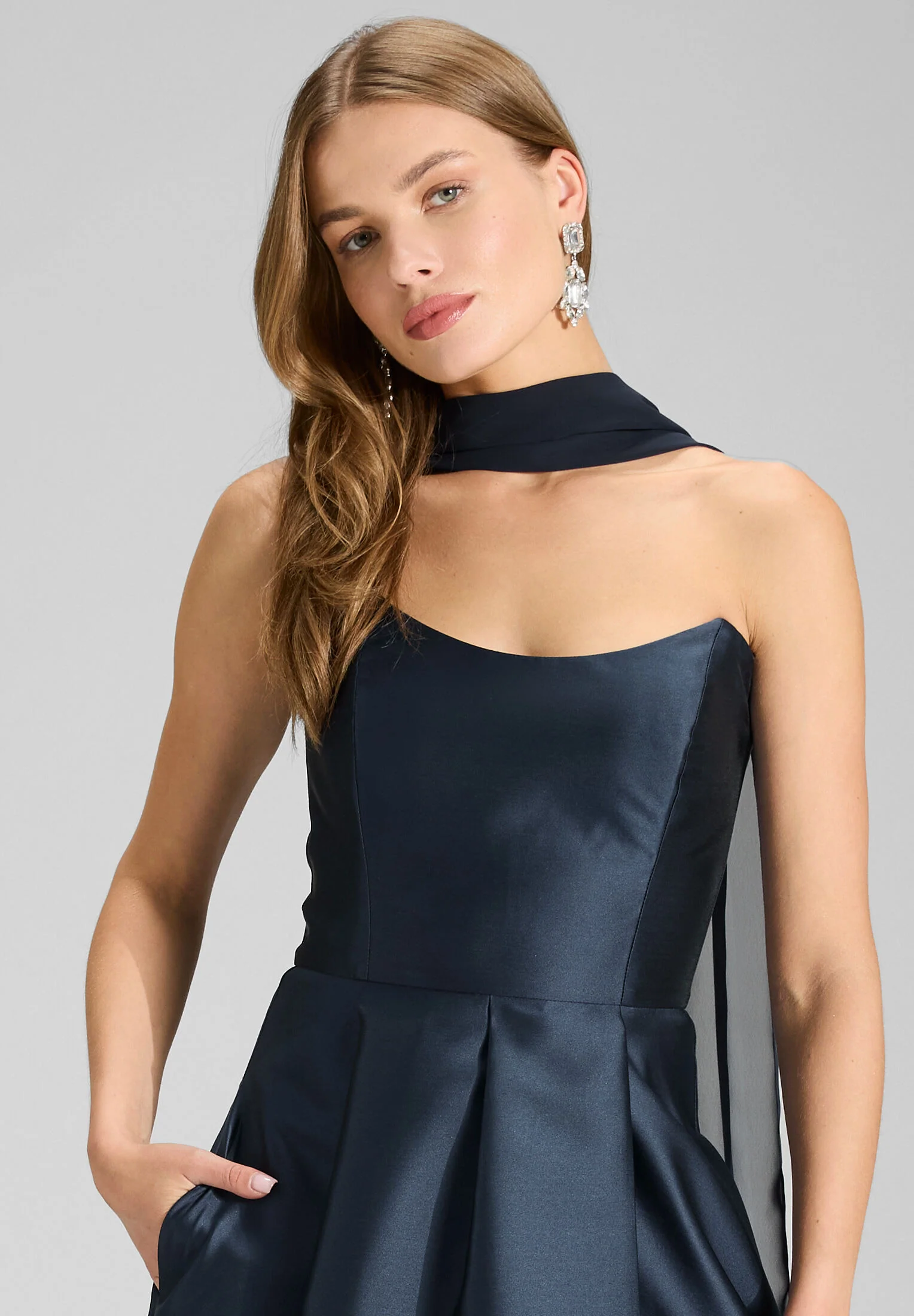 Schal aus Chiffon - Image 3