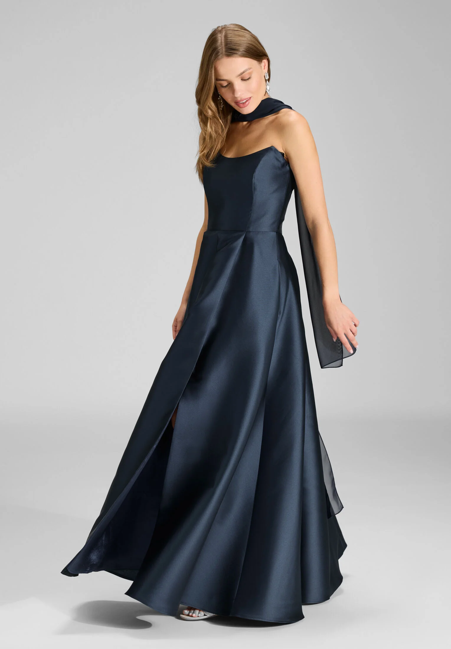 Schal aus Chiffon - Image 5