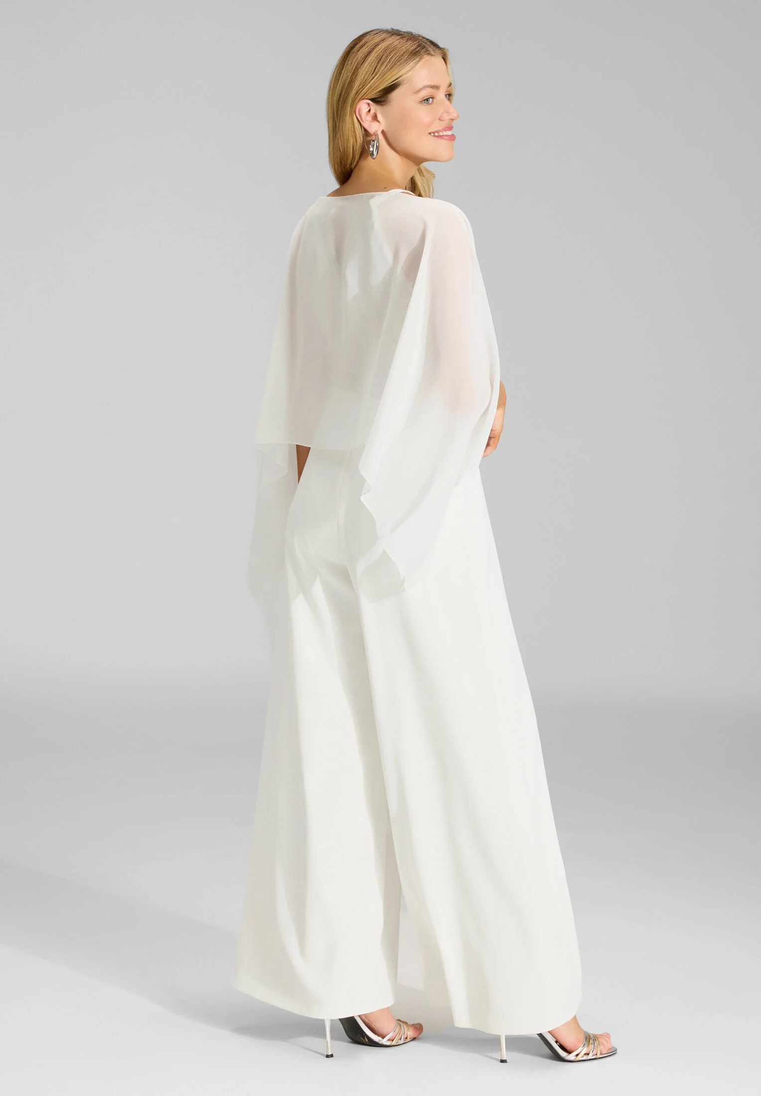 Schlupf-Stola aus Chiffon mit Ärmelschlitzen - Image 31